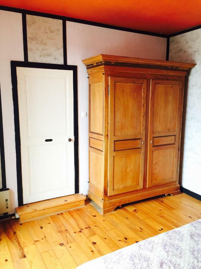Aux Caprices Des Dieux Marnes Exterior photo